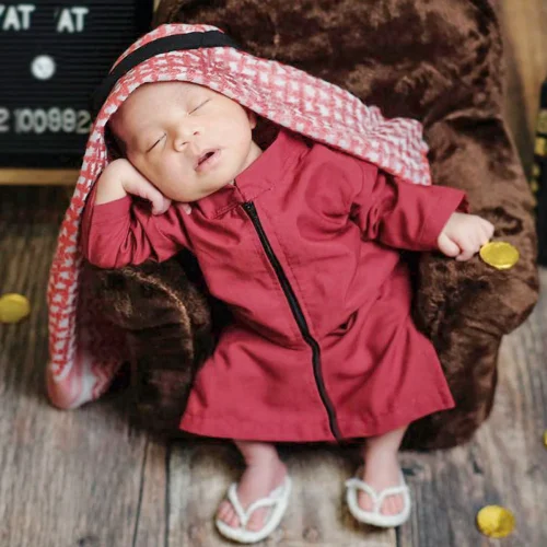 Ylsteed 3 Pieces Set Newborn Boy Photography Outfits Infant Red Robes with Plaid Turban Prince Costume Infant Photo Shoot Props 1