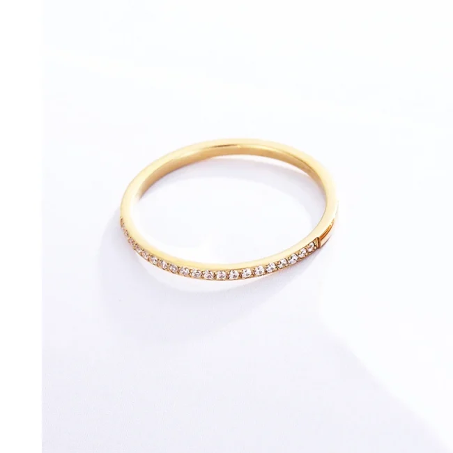 1.5mm Wide Fine workmanship Zircon Ring For Women Top Quality Titanium Steel Gifts for lovers Jewelry Wedding Ring Wholesale 3
