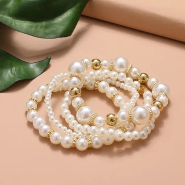 Beautiful and Versatile Pearl Love Women's Bracelet Set of 4 Ins, High Grade, Elegant and Fashionable Jewelry 2