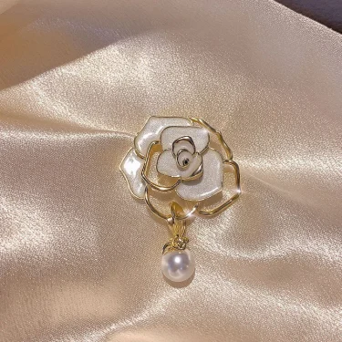 Elegant White Black Camellia Flower Brooches Pins For Women Beautiful Flower Plant Dressing Clothes Corsage Jewelry Accessories 3