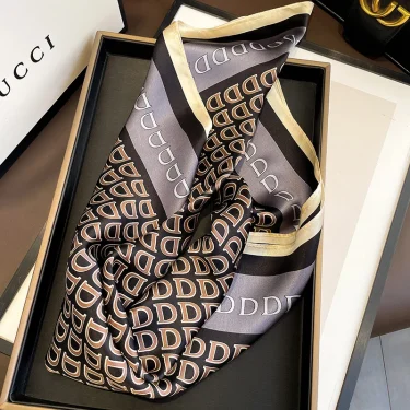 Luxury Popular 70X70CM Shawls Print Headcloth Four Seasons Sunscreen Small Fashion Letter Silk Scarves bandanna foulard 2