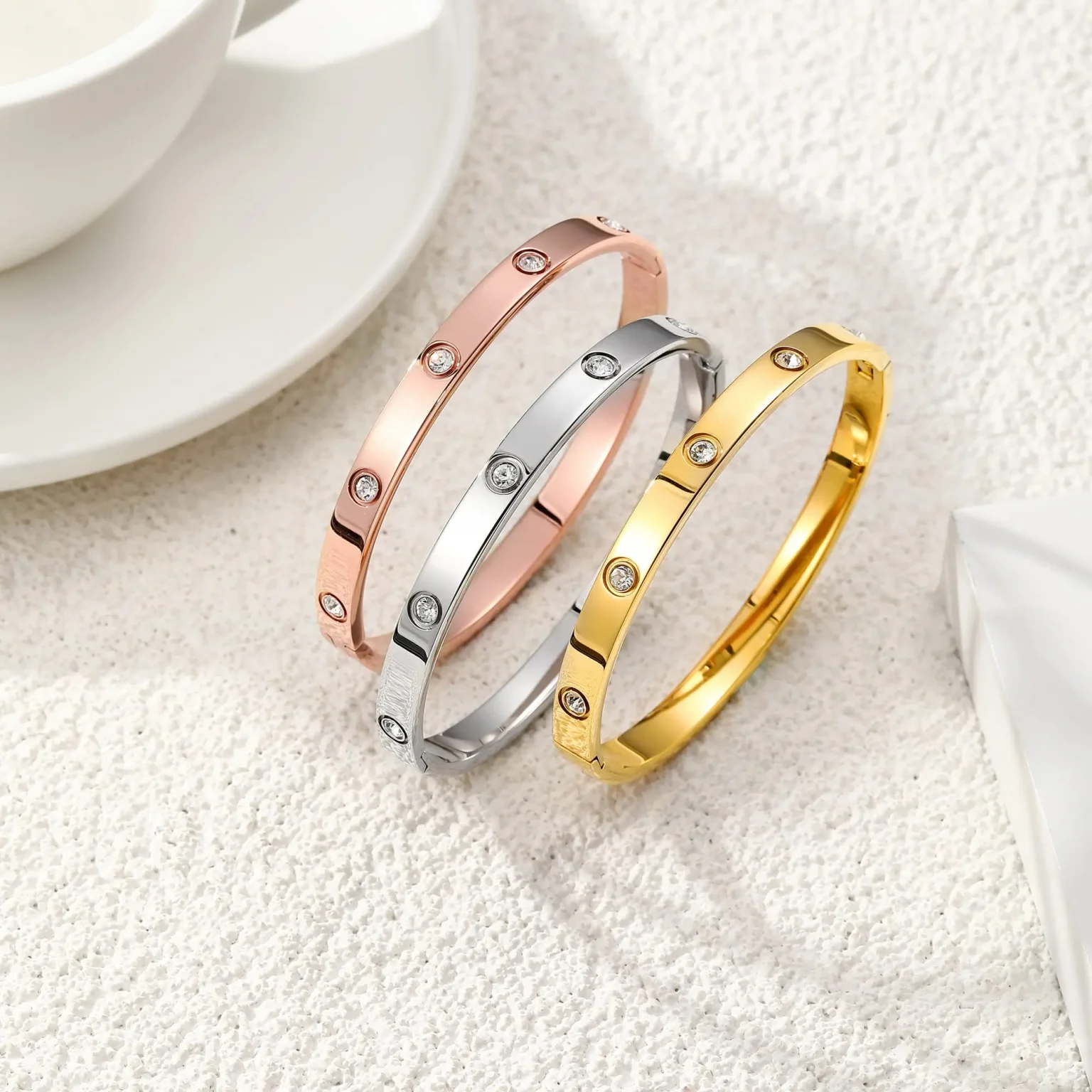 ALTERA Luxury LOVE Crystal 6mm Thickness Bangles High Quality PVD Stainless Steel Oval Bracelet No Fade Jewelry for Women Gift 3
