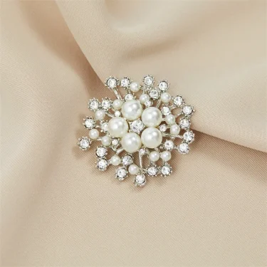 Trendy Classic Elegant Crystal Brooches Pearl Rhinestone Clothing Brooch Luxury Metal Lapel Pins For Lady Wedding Jewelry Gifts 5