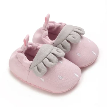 New Baby Casual Shoes Cute and Sweet Strawberry Baby Shoes Soft Sole Comfortable and Non slip Baby Walking Shoes 3