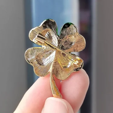 Green Red Crystal Rhinestone Four-Leaf Clover Flower Brooches Lapel Pins Jewelry Clothing Accessories Brooch for Women 2025 6