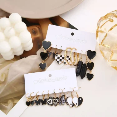 Fashion Black Heart Drop Earrings Set for Women Chessboard Ladies Love Tai Chi Temperament Earring 2023 Trendy Jewelry Gifts 2