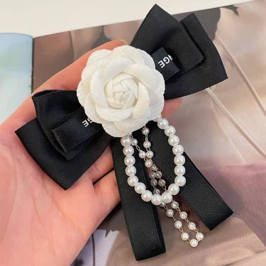 Luxurious Camellia Bow Pearl Chain Brooch Ladies Wedding Dress Decorations 2024 New Souvenir Gifts for Girls 1