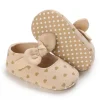 D78 Khaki heart