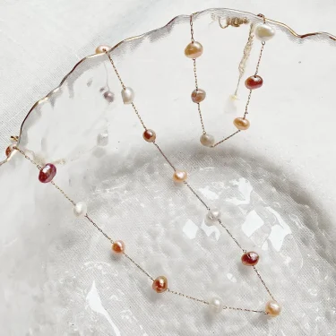 Irregular Pearl Charm Natural Freshwater Pearl Choker Necklace for Women Mixed White Purple Pink Baroque Pearl Chain Necklace 4