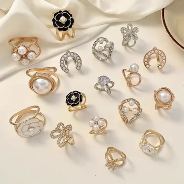 Fashion Camellia Pearl Rhinestone girdle Brooches for Women Square Scarf Buckle Geometry Cross Brooch Pin Metal Ring Accessories 6