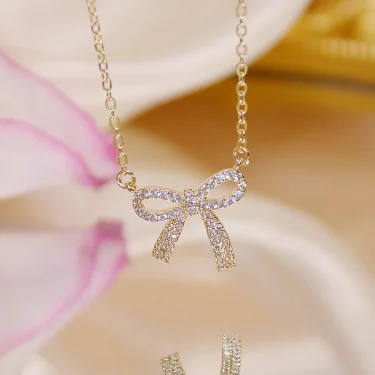 Exquisite copper inlaid zirconium sweet bow pendant necklace real gold plated sexy women prom party necklace Korean jewelry 2