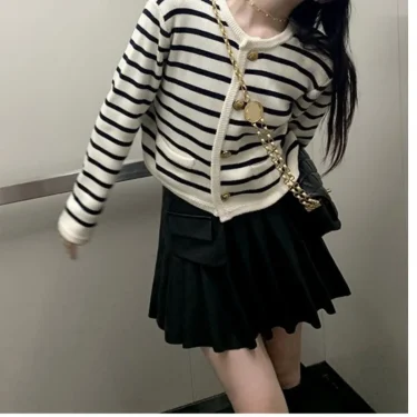 Stripe Knitted Cardigan Women Spring Autumn O-neck Single Breasted Long Sleeve Crop Tops Fashion Casual Chic Female Sweaters 4