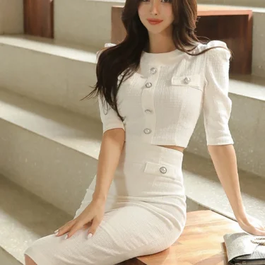 H Han Queen Hot Sale Spring White 2 Pieces Set Women Short Tops + High Waist Pencil Skirts Casual Simple Office Lady Skirt Suit 6
