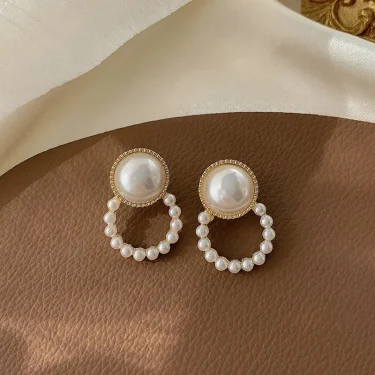 Women Girls Korean Style Camellia Baroque Pearl Earrings Fashion Vintage Jewelry Bow Heart Shape Elegant Lady Ear Rings Ear Clip 4