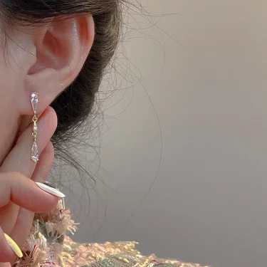 Korean Long Tassel Zircon Dangle Earrings for Women Luxury Full Rhinestone Gold Color Drop Earrings Wedding Party Jewelry Gift 2