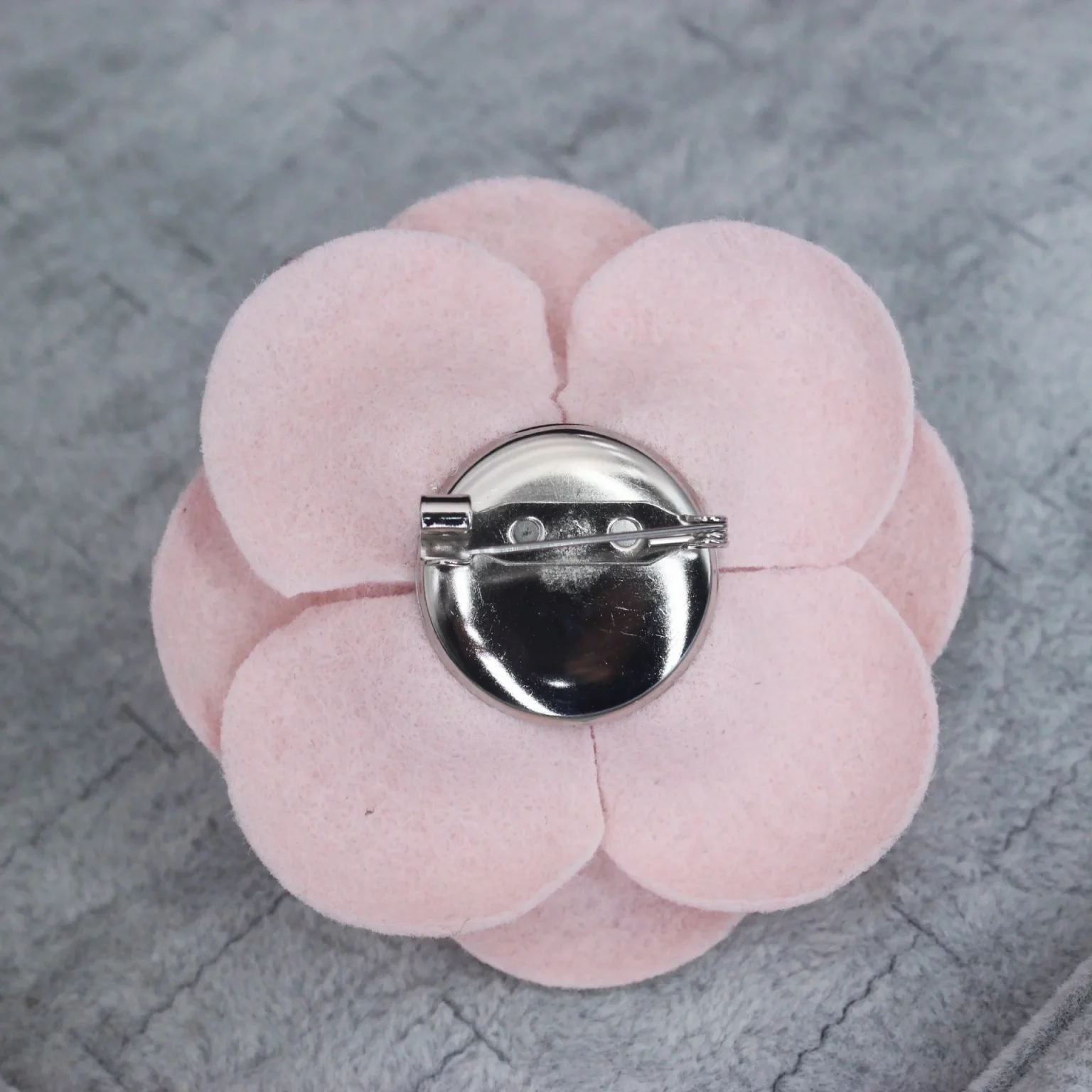 Big Fabric Camellia Brooch Luxury Imitation Wool Pin Brooches for Women Fashion Clothes Corsage Jewelry Accessories Wholesale 5