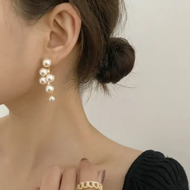 Long Dangle Earrings for Women Fashion Full Crystal Simulated Pearl Tassel Drop Earring Vintage Gold Color Brincos Jewelry 1