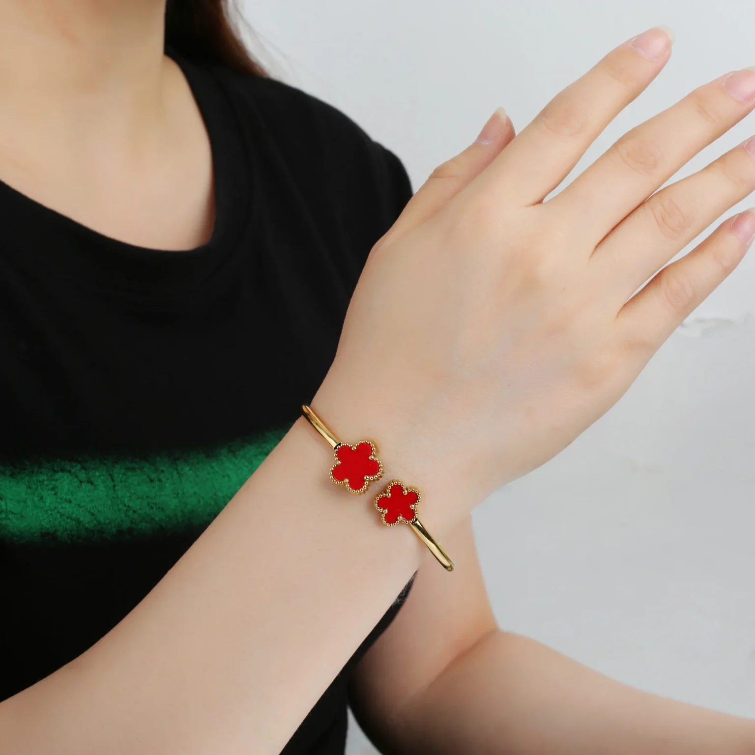 New Design Lucky Stainless Steel FIve Leaf Flower Bangle Ring Jewelry Set for Women Waterproof Fashion Jewelry Party Gift Clover 6