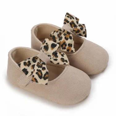Lovely Leopard Bow Baby Shoes Fashion Princess Shoes Casual Sports Shoes Warm Toddler Soft Sole Anti Slip First Walker 0-18M 2