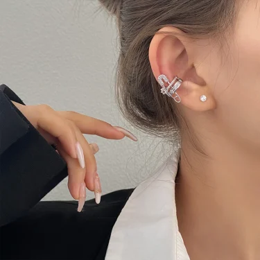 WLP Vintage Silver Color Pin Shape Rhinestone Zircon Ear Clip for Women No Piercing Korean Fashion 1Pc Ear Cuff Jewelry Gift 1