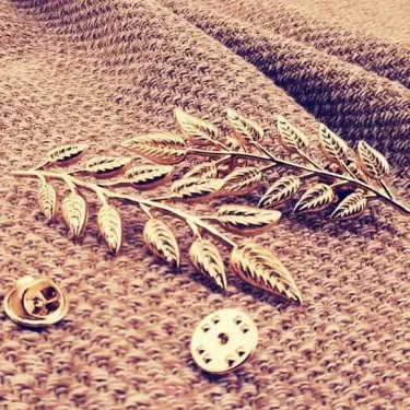 Unisex Simple Brooch Chic Leaf shape shirt sweater Collar Lapel Pin clothing accessories brooch jewelry 5