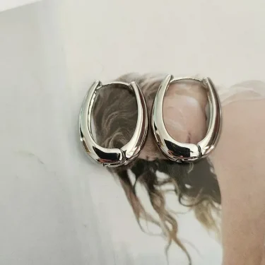 LATS 2024 Hot Sale Fashion Metal Drop Earrings for Woman Vintage Hoop Earring Trend Classic Party Wedding Pendant Jewelry Gift 5