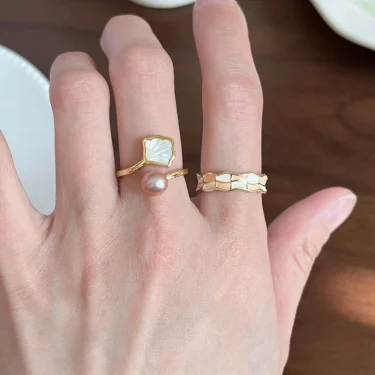 Pearl Ring Female Minority Design Advanced Sense Fashion Personality Adjustable Beimu Vintage Index Finger Ring Jewelry Gift 4