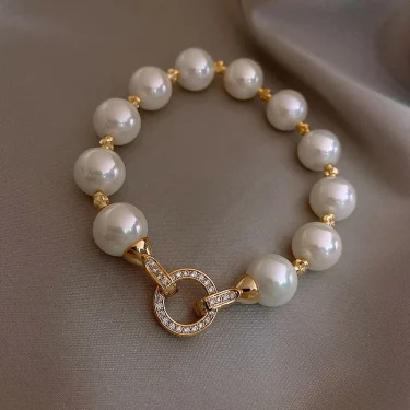 New Arrival Retro Light Luxury Elegant Zircon Circle Pearl Bracelet For Women Fashion Sweet Crystal Jewelry Party Gifts 3
