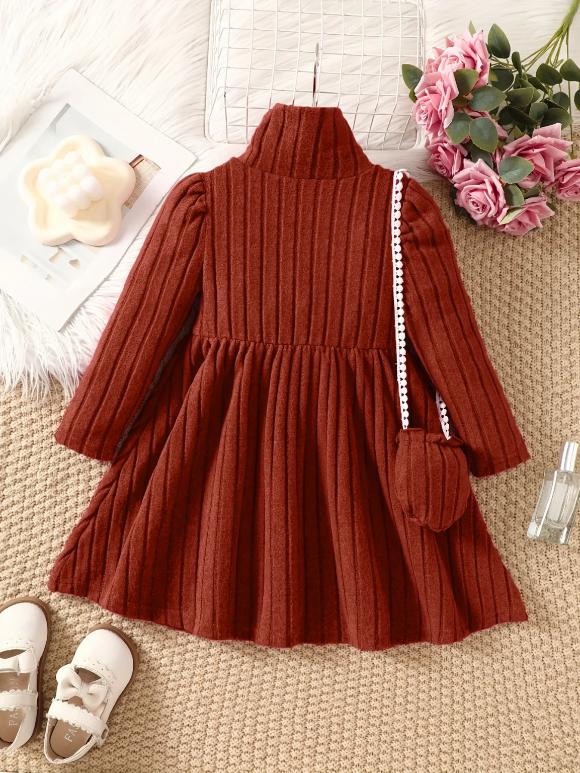 Girls' dress with soft texture fabric, high neck dress, small bag accessories, long sleeved dress, worn by 4-7 years old 5
