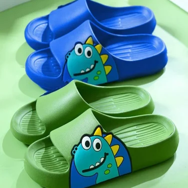 Cartoon children slippers summer soft sole anti slip indoor bathing anti fall girls and boys sandals and slippers 2