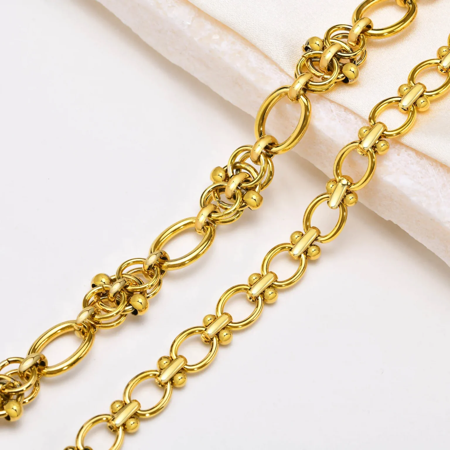 Statement Stainless Steel Chain Bracelet for Women, Vantage 18k Gold Plated Elegant Jewerlry 3