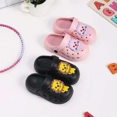 Summer Children's Slippers Cartoon Boys Girls Hole Shoes Comfortable Soft Flat Sandals Preschool Garden Shoes Beach Slippers 1