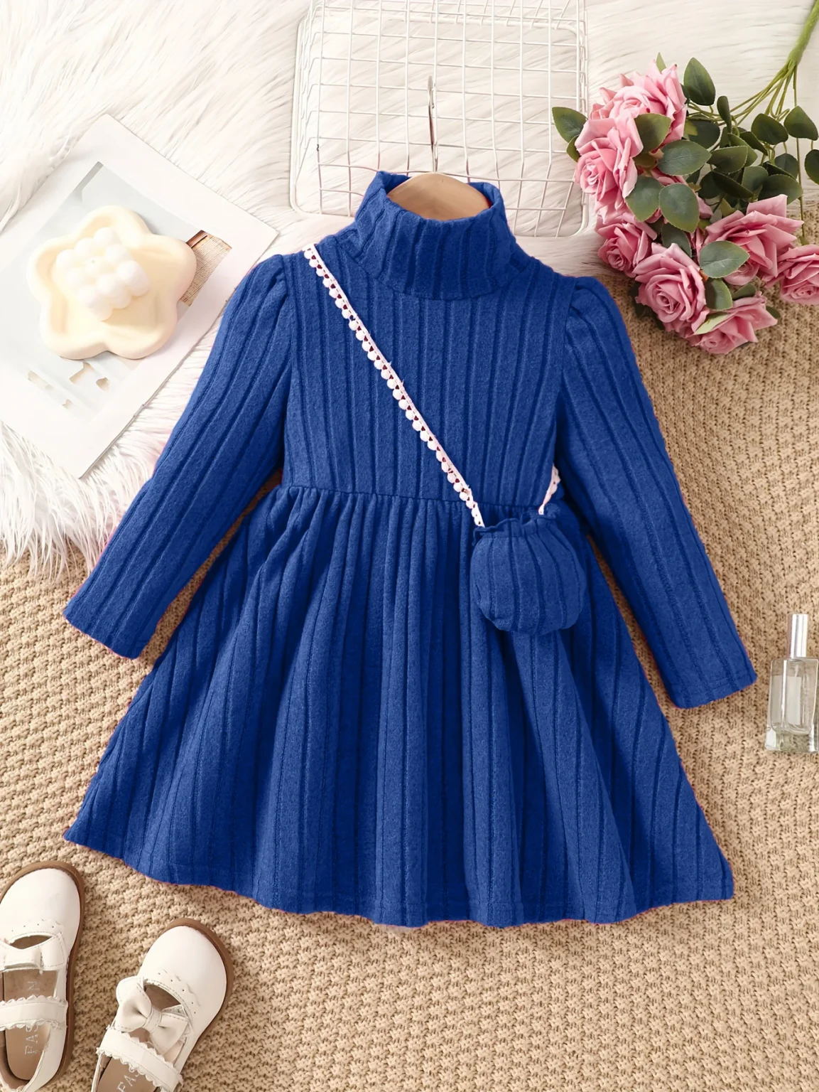 Girls' dress with soft texture fabric, high neck dress, small bag accessories, long sleeved dress, worn by 4-7 years old 2