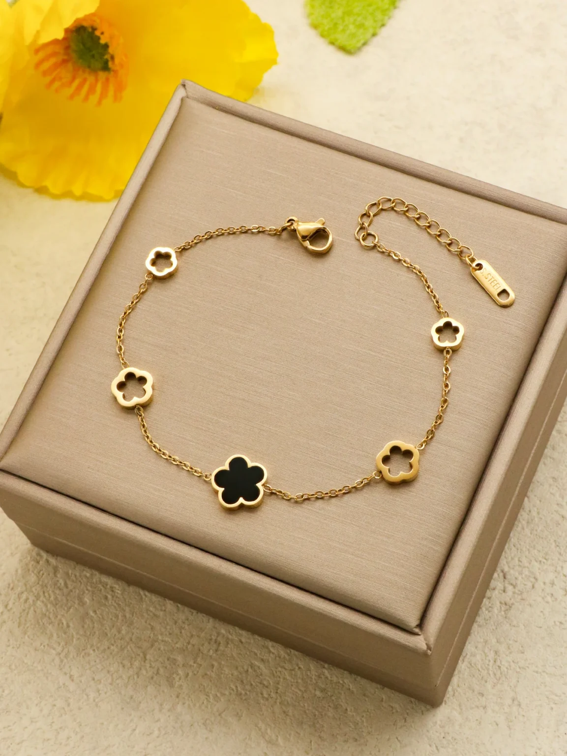 1 Piece Trendy Stainless Steel Shell Plum Flower Bohemia Party Bracelet For Women Original Design Bangle Jewelry 1