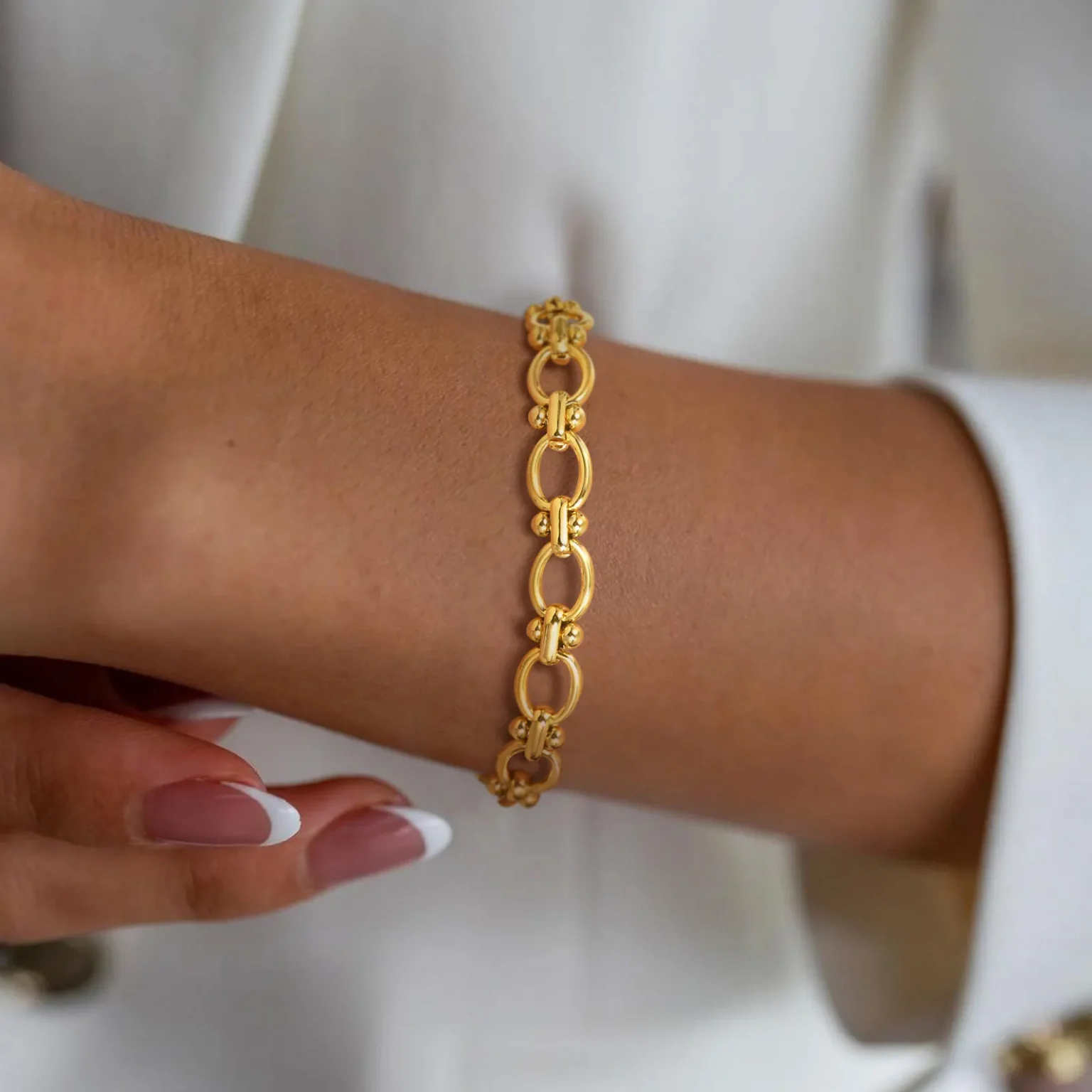 Statement Stainless Steel Chain Bracelet for Women, Vantage 18k Gold Plated Elegant Jewerlry 1