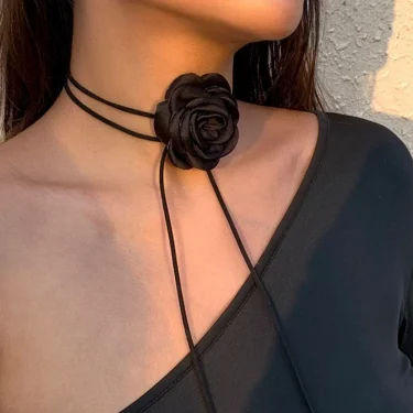 Romantic Gothic Big Rose Flower Clavicle Chain Necklace for Women Ladies Korean Fashion Adjustable Rope Choker Y2K Accessories 3