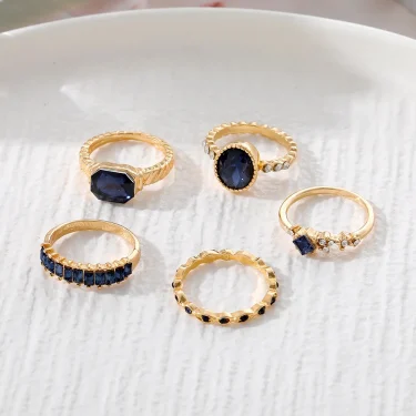 New Fashion Trend Unique Design Light Luxury Retro Blue Crystal Ring 5 Pieces Ring Female Jewelry Party Premium Gift Wholesale 3