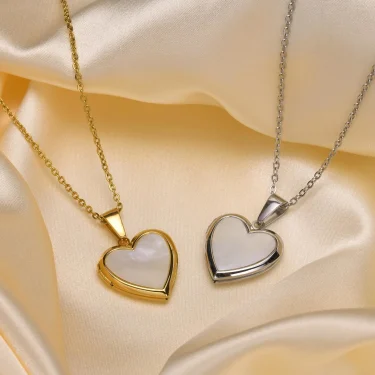 Vnox Women Locket Necklaces, Openable Heart Pendants, Stainless Steel Shell Photo Frame Necklace 5