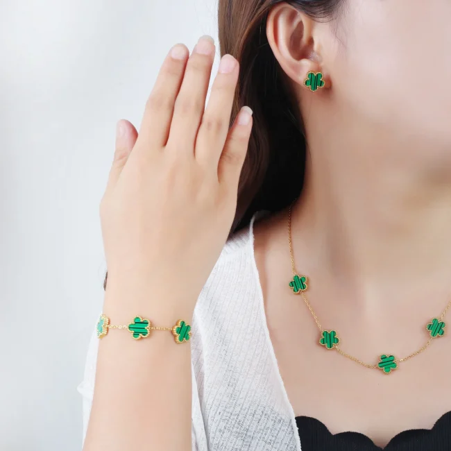 Classic Stainless Steel Hot Selling Golden Clover Adjustable Bracelet Luxury Five Leaf Flower Bracelet Jewelry For Women Gift 5