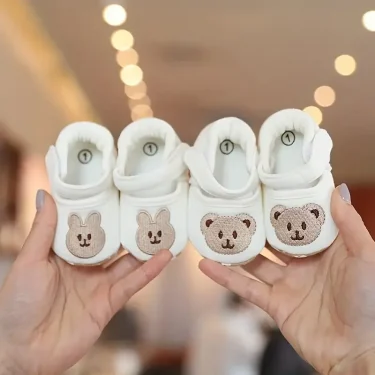 New Cute Cartoon 0-18M Baby Shoes for Boys and Girls Cotton Soft Bottom Anti slip Winter Warmth Preschool Kids First Walker 1