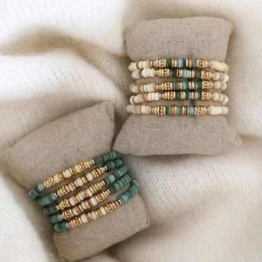 CCGOOD Boho Natural Shell Beaded Bracelets Ladies 6mm Shell Spacer Beads Bracelet for Women Bohemian Summer Beach Jewelry 1