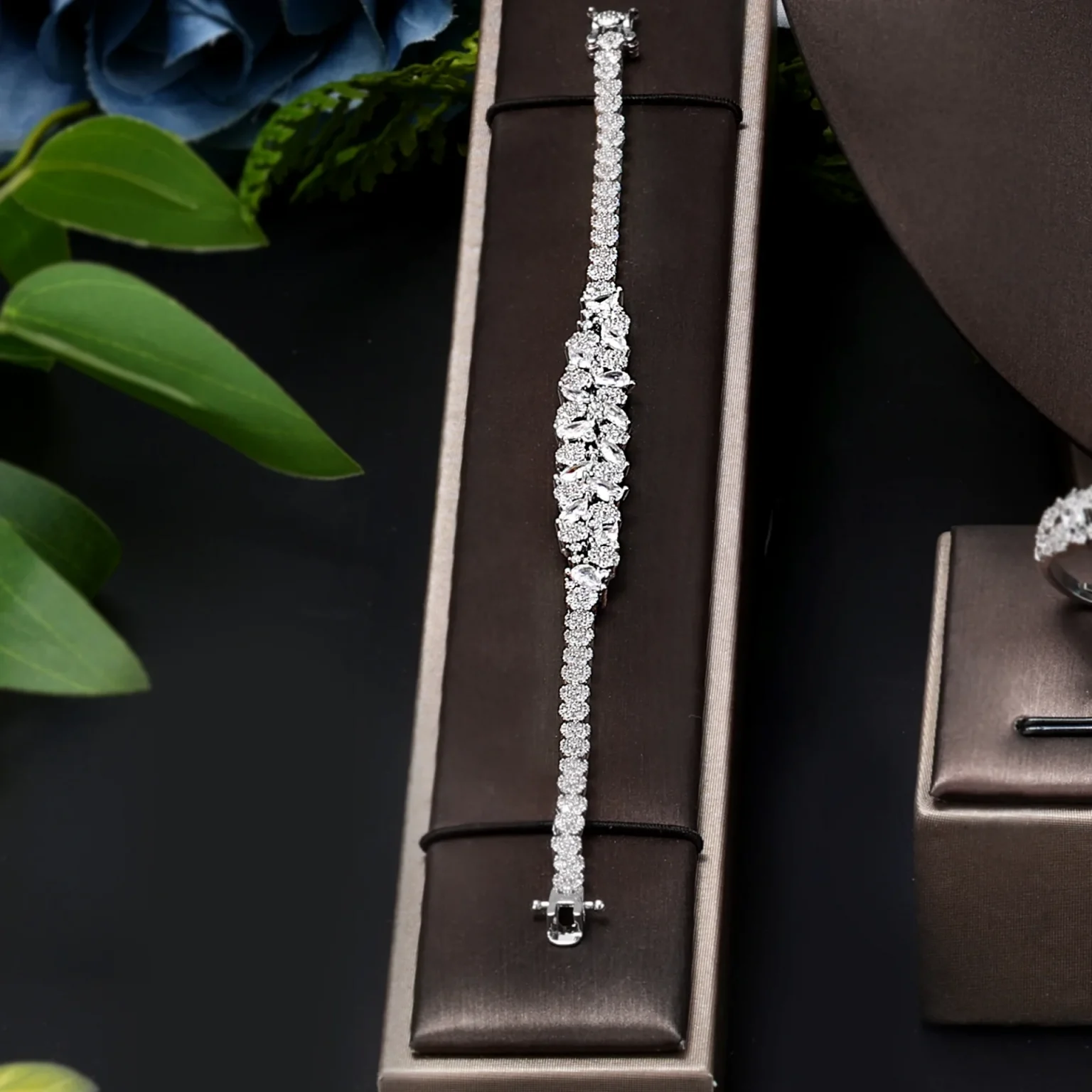 Best Selling 4-piece Bridal Wedding Jewelry Set New Fashion Saudi Dubai Jewelry Set Women's Wedding Party Accessories Desig 3