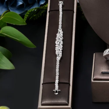 Best Selling 4-piece Bridal Wedding Jewelry Set New Fashion Saudi Dubai Jewelry Set Women's Wedding Party Accessories Desig 3
