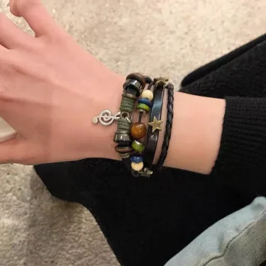 Handmade Hippie Design Brown Leather Bracelet Women Metal Star Note Charms Wood Button Beads Wrap Unisex Adjustable Bracelet 5