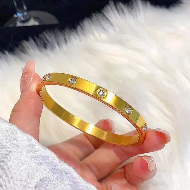 Titanium Steel Gold Plated Bangles Bracelet for Women Girls Gifts Trend Waterproof Jewelry Luxury Sparkling Zircon Open Bangle 5