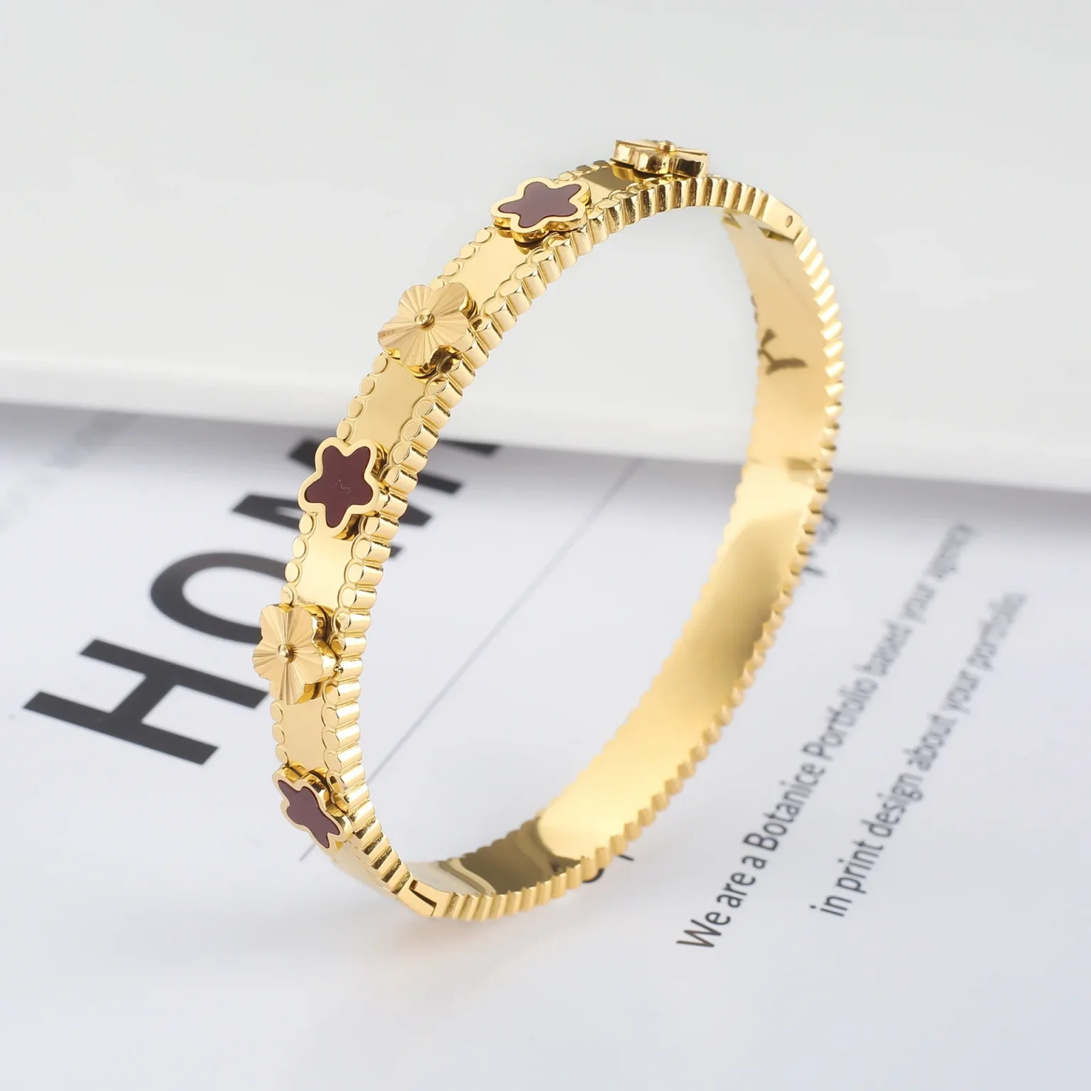 Hot Sale Fashion Gold Color Stainless Steel Flower Bracelets & Bangles For Women Cute Bracelet Jewelry Party Gift Clover 3
