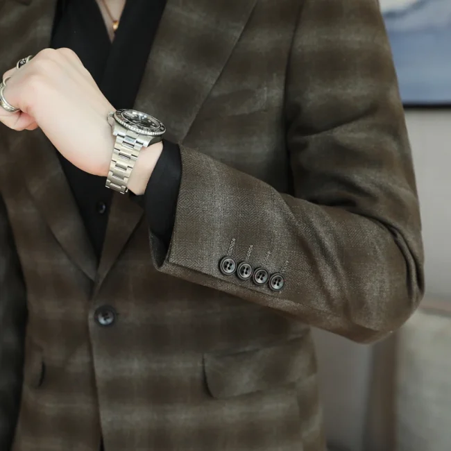 The new high quality men's casual suit is stylish and handsome slim fit with the trend checkered boutique suit single west coat 3
