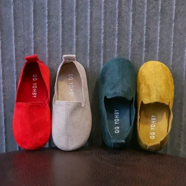 Children's Flat Shoes New Candy Color Simple Casual Shoes Loafers Slip-on Flats Lightweight Boys Girls Leather Shoes Moccasins 2