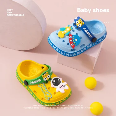 EVA ultra light boys and girls baby and toddler anti slip hole shoes children's sandals astronaut UFO sandals slippers 4