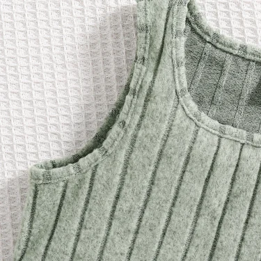 Spring and autumn new girls fashion knitted solid color pit strip mid-collar long-sleeved shirt + sleeveless vest casual dress 2 6